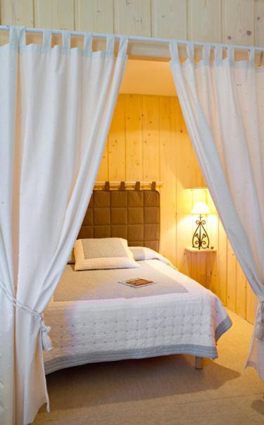 Les Maisons De Concasty Boisset  ภายนอก รูปภาพ